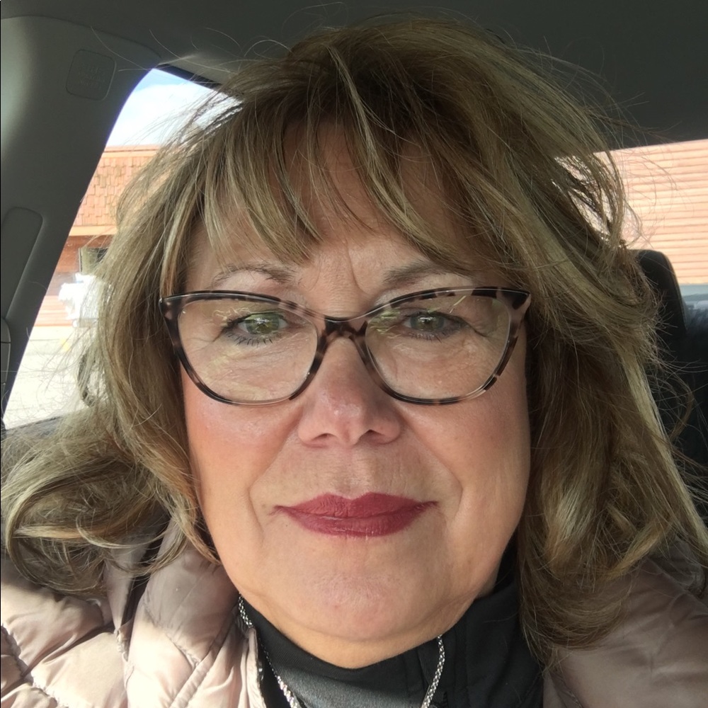 Meet your Posher, Karen